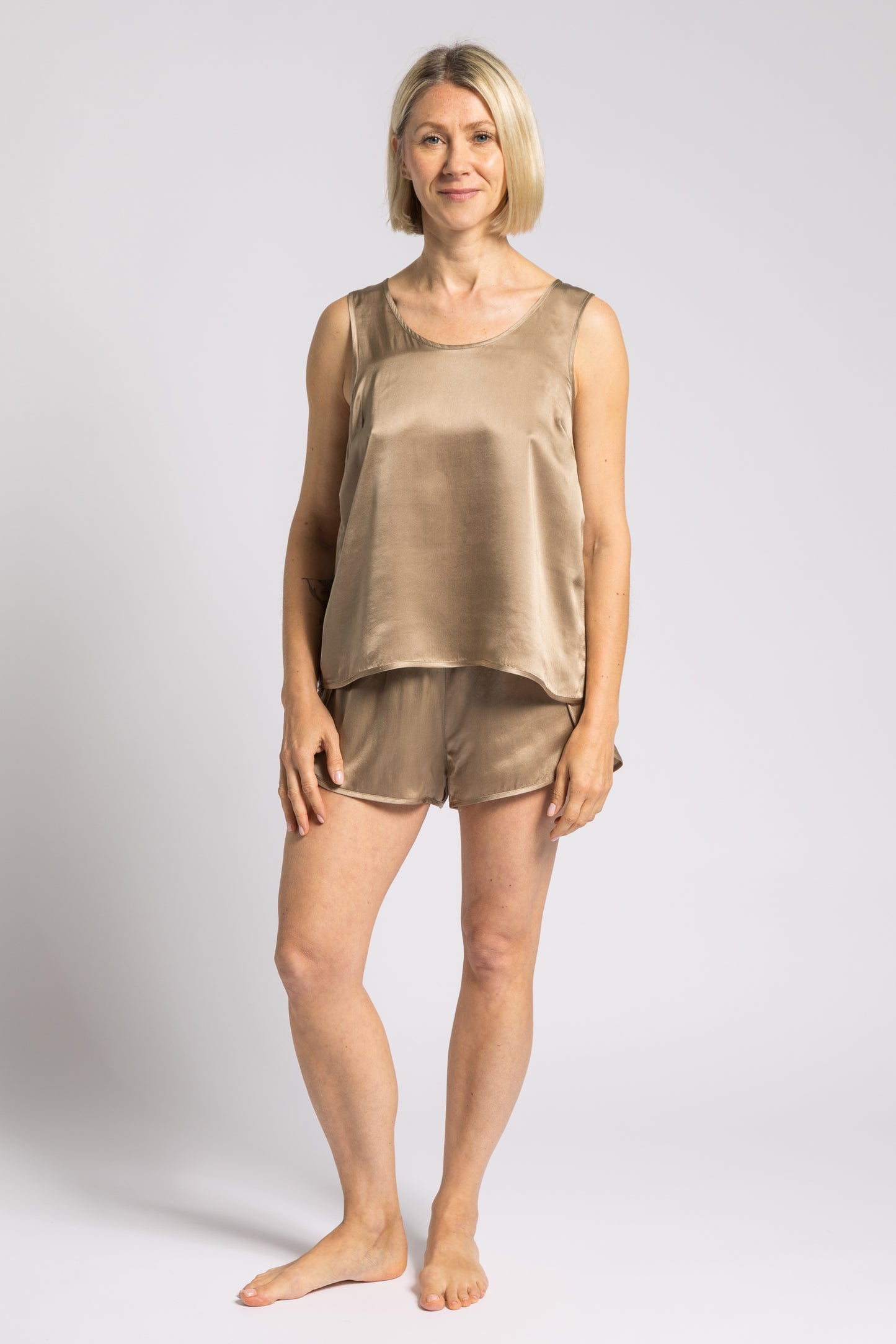 Peace silk petal set